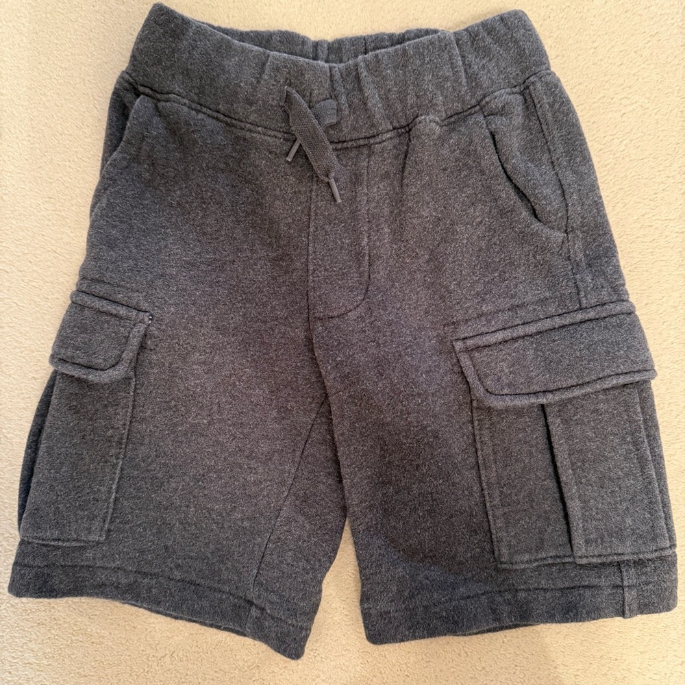 * $7 with $15+ bundle *  Gap fleece lined cargo shorts size 6-7